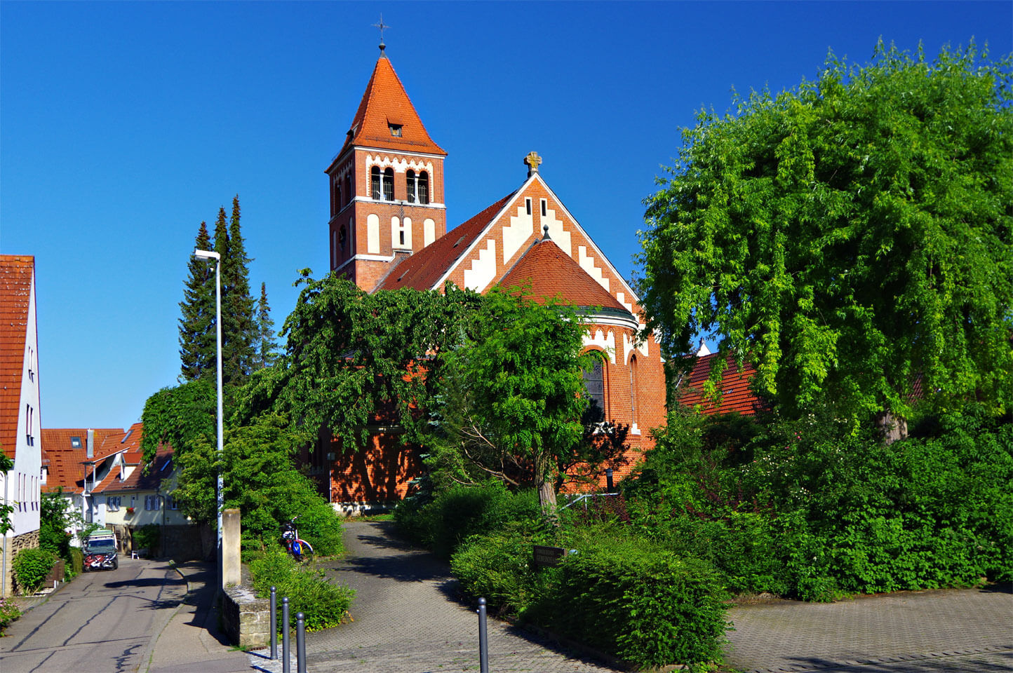 Kirche in Pflugfelden
